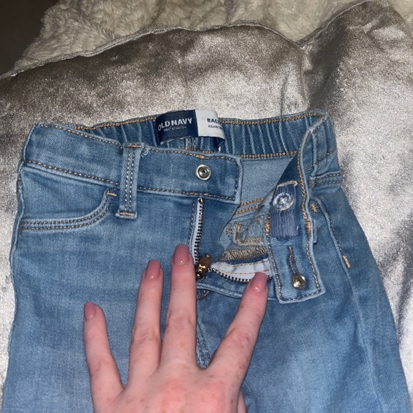 Old navy jeans - Picture 2 of 2